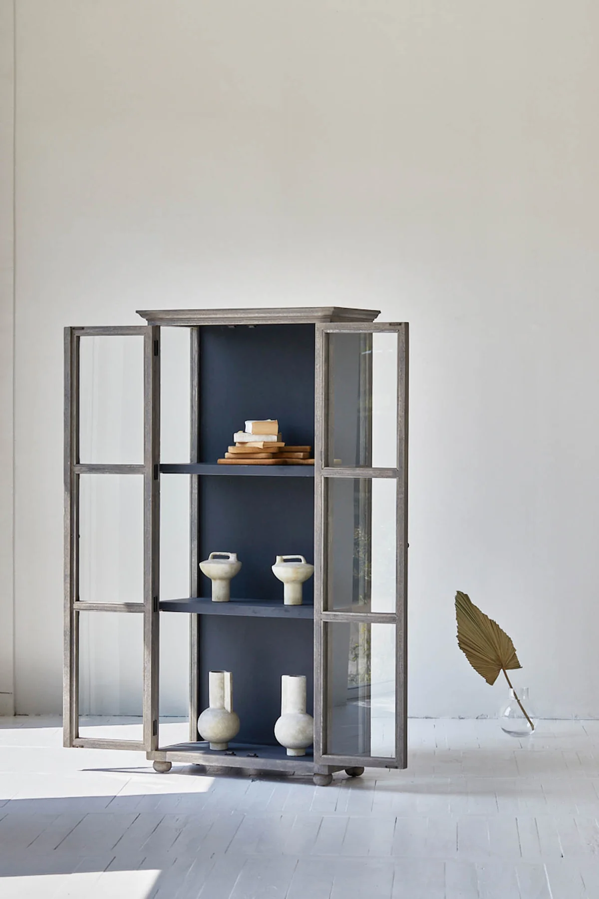 Francesca Cabinet